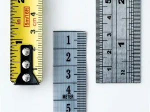 Wie breit ist ein Minibagger? Typische Abmessungen verschiedener Gewichtsklassen im Überblick
